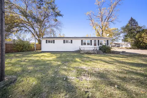 2410 Shirley, Jackson, MI 49202