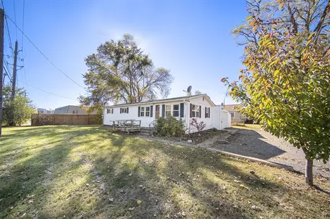 Exterior - 2410 Shirley, Jackson, MI 49202 photo 3 of 4