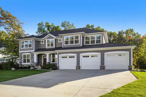 4711 Harbor Vw, Grand Rapids, MI 49512