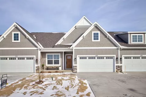 11909 Smithfield, Holland, MI 49424