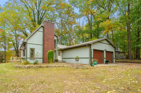 9315 Yund, Benton Harbor, MI 49022