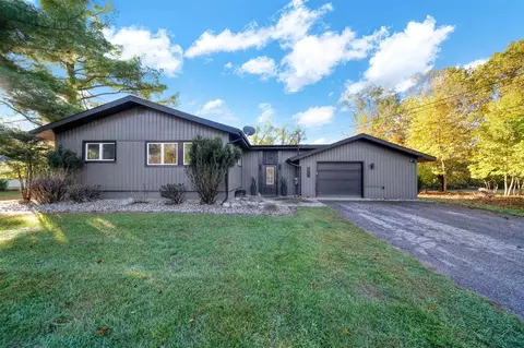 3751 Harshbarger, Jackson, MI 49203