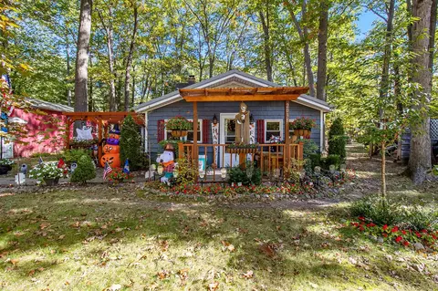 2038 N Fourth, Fountain, MI 49410