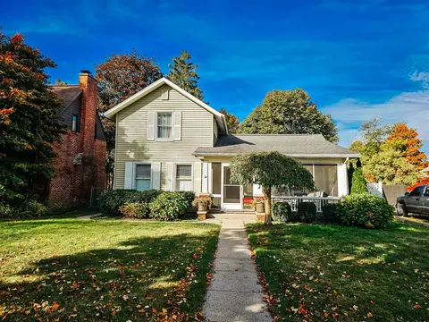 90 S Howell, Hillsdale, MI 49242
