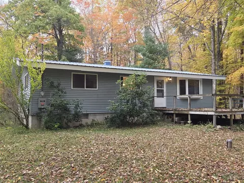 6987 S S Pne, Newaygo, MI 49337