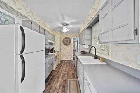 Kitchen - 536 Hickory, Coldwater, MI 49036 photo 1 of 2