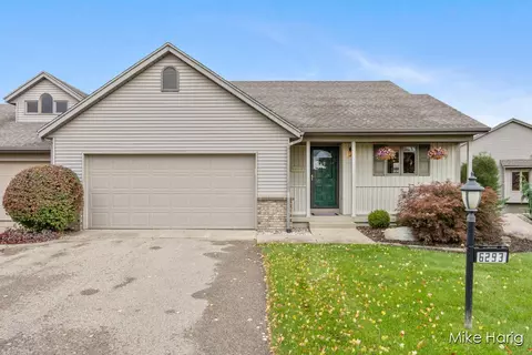 6293 Eastridge, Hudsonville, MI 49426