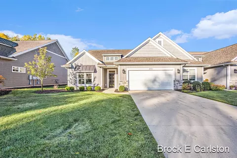 6719 Creekside Vw #11, Grand Rapids, MI 49508