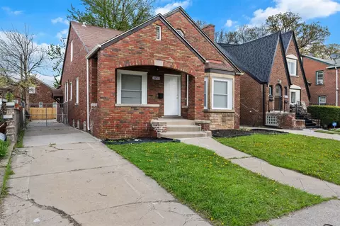 16513 Chandler Park Dr, Detroit, MI 48224