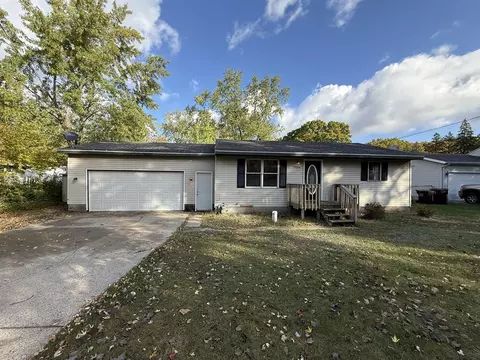 3226 Evanston, Muskegon, MI 49442