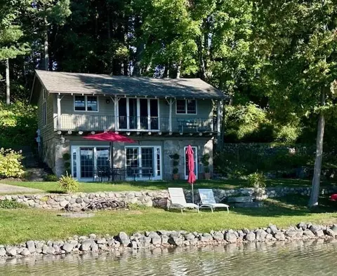 11815 Blue Heron, Middleville, MI 49333