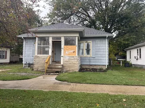 605 S Constantine, Three Rivers, MI 49093