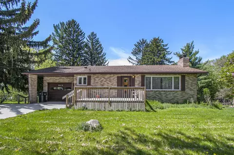 3016 Manley, Lansing, MI 48910