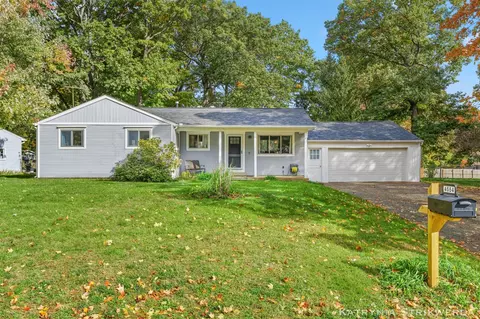 4554 Bekinshire, Comstock Park, MI 49321