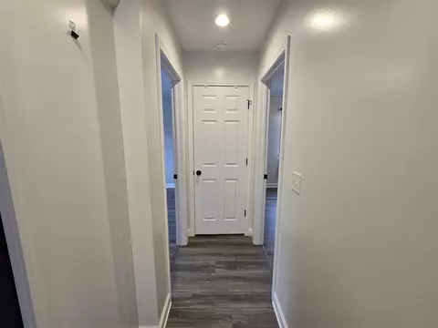 Entry Way - 1153 Spruce Pointe Dr, Whitehall, MI 49461 photo 2 of 3