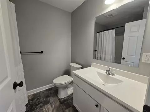 Bath - 1153 Spruce Pointe Dr, Whitehall, MI 49461 photo 1 of 2