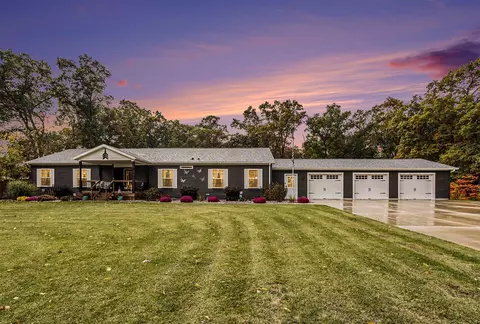 239 Chopin, Muskegon, MI 49442
