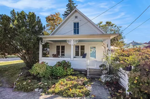 114 Sycamore, Three Oaks, MI 49128