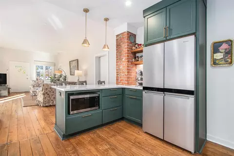 Kitchen - 114 Sycamore, Three Oaks, MI 49128 photo 4 of 4