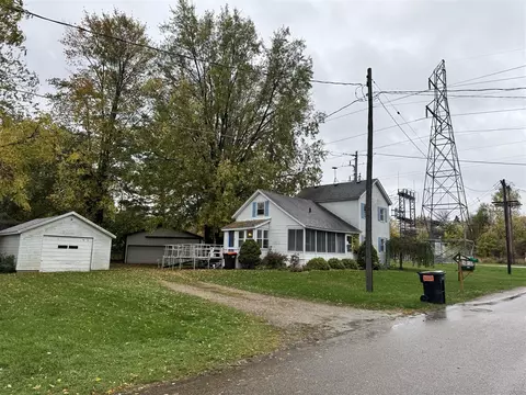1206 Rosewood, Wayland, MI 49348