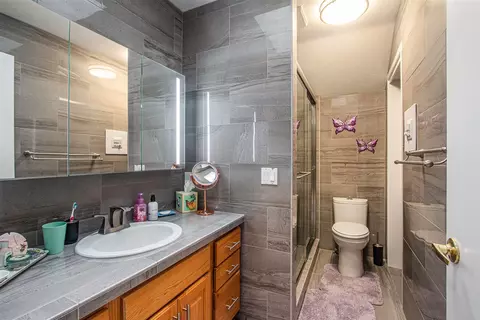 Bath - 575 Rushing, Plainwell, MI 49080 photo 1 of 7