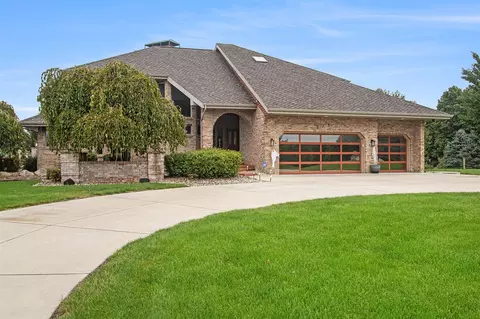 Exterior - 575 Rushing, Plainwell, MI 49080 photo 3 of 8