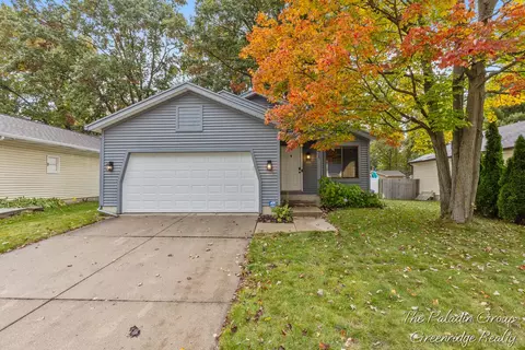 5571 Osborne, Kentwood, MI 49548