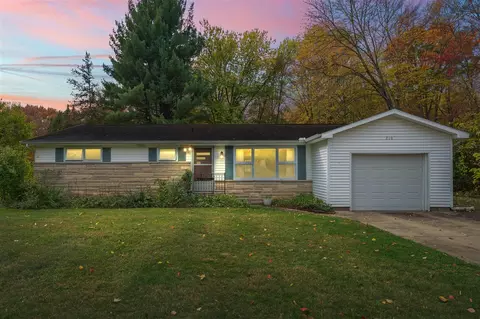 Exterior - 210 Beeson, Niles, MI 49120 photo 14 of 14