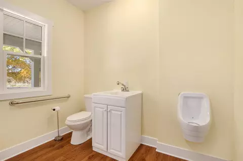Bath - 3750 Mccabe, Ada, MI 49301 photo 1 of 2