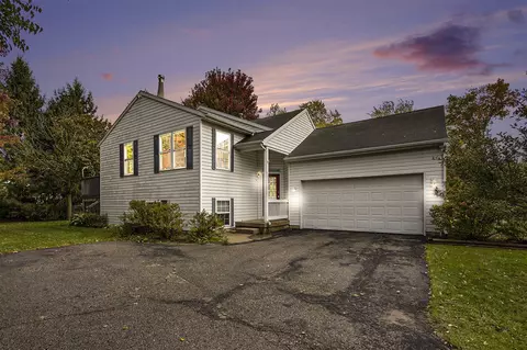 1431 W Lakewood, Holland, MI 49424