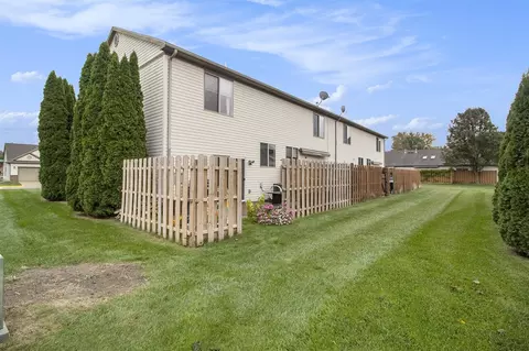 Exterior - 1195 Wright, Milan, MI 48160 photo 8 of 9