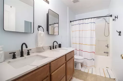 Bath - 1195 Wright, Milan, MI 48160 photo 2 of 2
