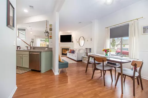 Dining - 1195 Wright, Milan, MI 48160 photo 1 of 1