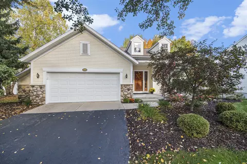 3593 Mill Pt, Grand Rapids, MI 49512