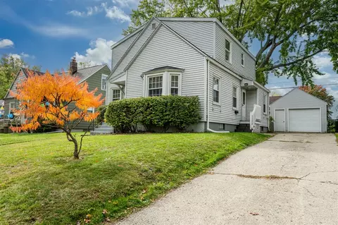 2624 Thayer, Saint Joseph, MI 49085