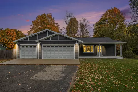 12359 Sprinkle, Vicksburg, MI 49097