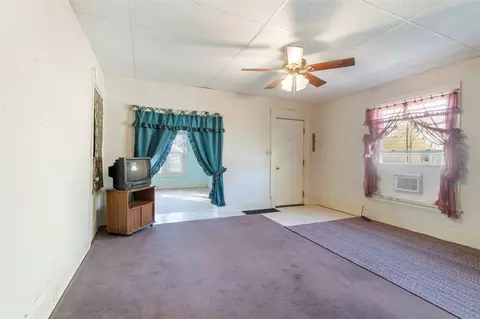 Living - 1217 First, Jackson, MI 49203 photo 4 of 6