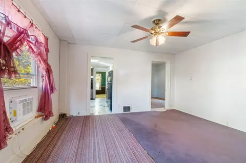 Living - 1217 First, Jackson, MI 49203 photo 2 of 6