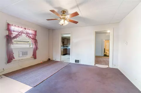 Living - 1217 First, Jackson, MI 49203 photo 3 of 6