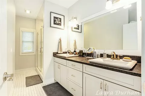 Bath - 408 Park, Douglas, MI 49406 photo 1 of 3