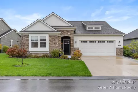 2919 Isle Water, Belmont, MI 49306