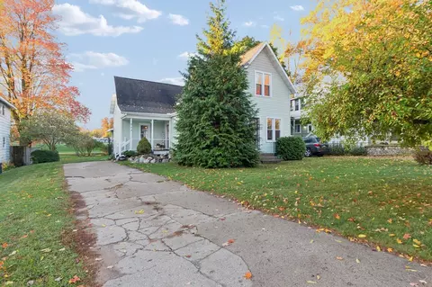 223 W Todd, Reed City, MI 49677