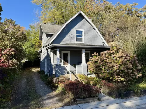 215 Bucholz, Ann Arbor, MI 48103