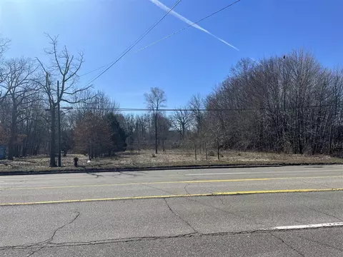 3059 E Apple, Muskegon, MI 49442