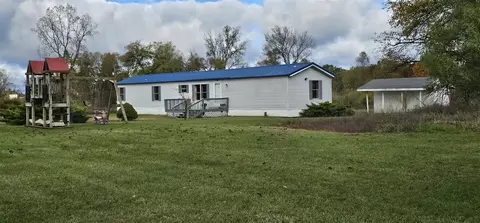492 Belding, Orleans, MI 48865