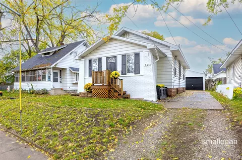 545 Woodridge, Grand Rapids, MI 49505