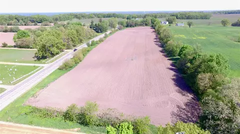77505 M-40, Lawton, MI 49065