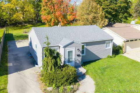 3073 Locke, Grandville, MI 49418
