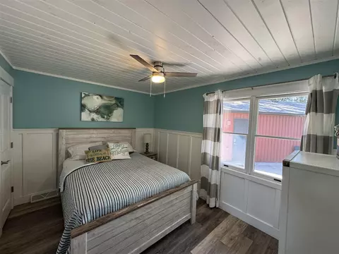 Bedroom - 2019 N Fox, Mears, MI 49436 photo 2 of 3
