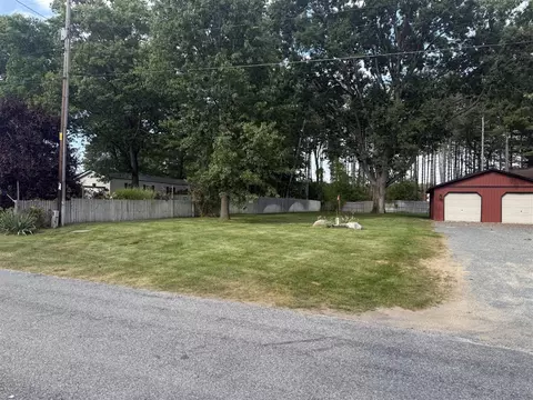 Exterior - 2019 N Fox, Mears, MI 49436 photo 6 of 8